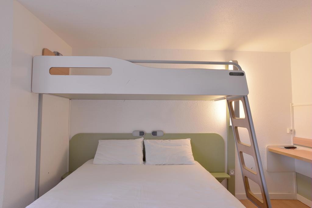 Ibis Budget Saint-Etienne Stade Room photo