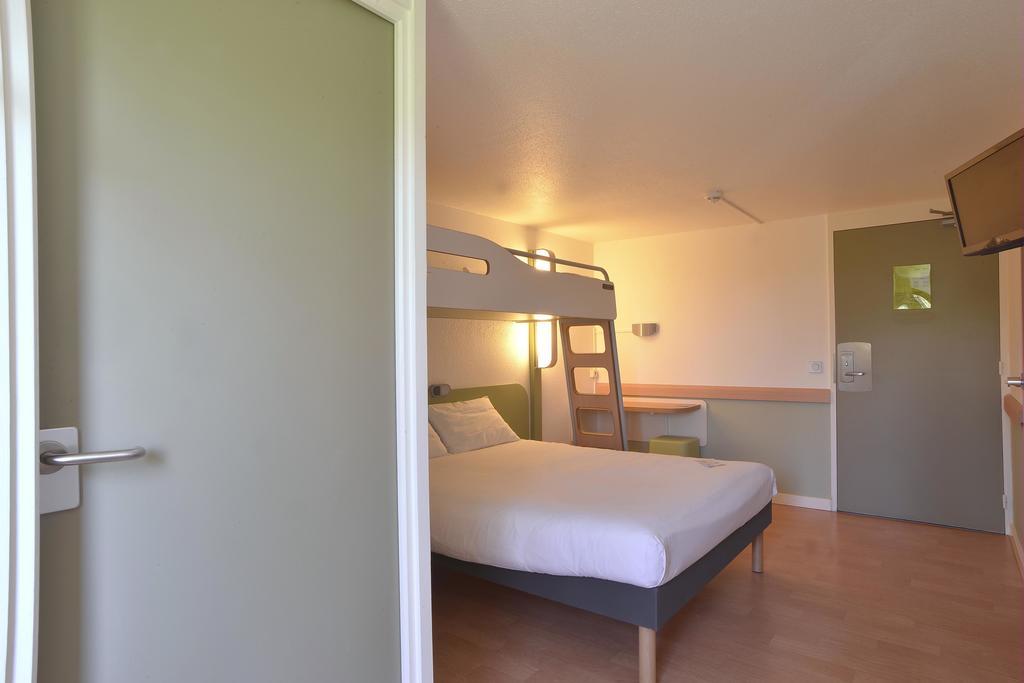 Ibis Budget Saint-Etienne Stade Room photo